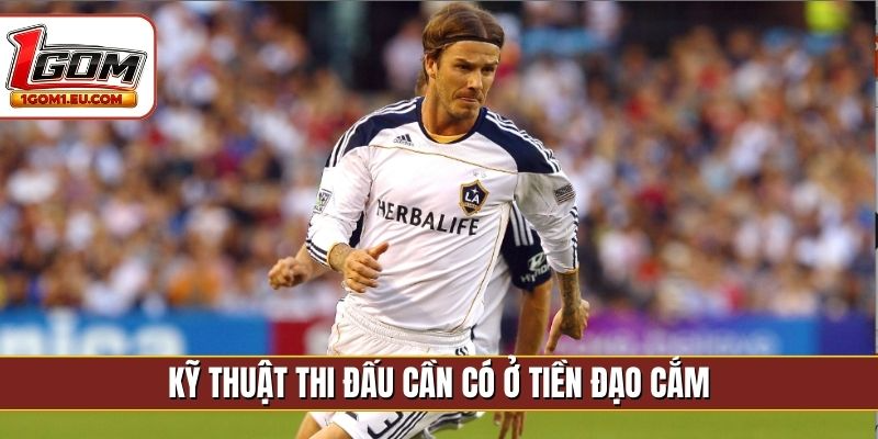 Kỹ thuật thi đấu cần có ở tiền đạo cắm